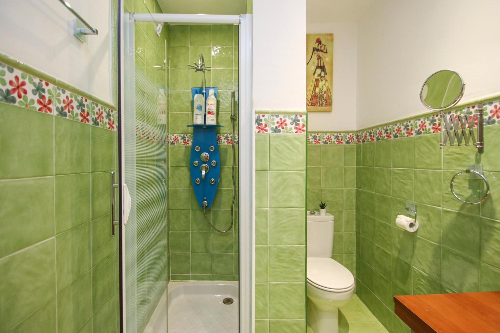 Spacious 2 Bedroom Apt In The Heart Of Triana Sevilla Exteriör bild